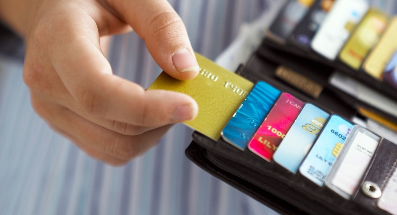 Cartões de crédito na carteira