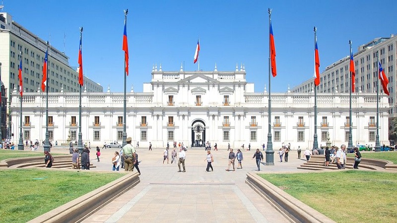 Passeio no Palácio de La Moneda em Santiago