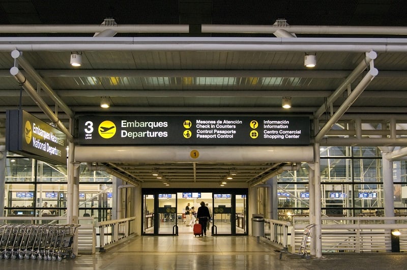 Estrutura do aeroporto de Santiago