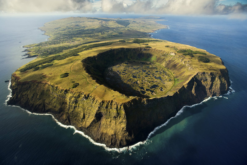 Parque Nacional Rapa Nui na Ilha de Páscoa no Chile: vulcão Rano Raraku