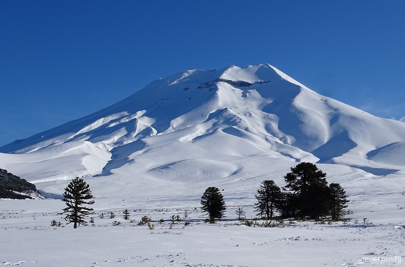 Vulcão Lonquimay no Centro de Ski Corralco no Chile